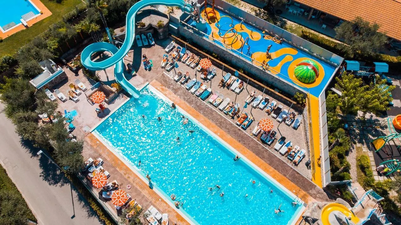 Kompleks wypoczynkowy Villaggio Turistico Internazionale Eden San Felice del Benaco
