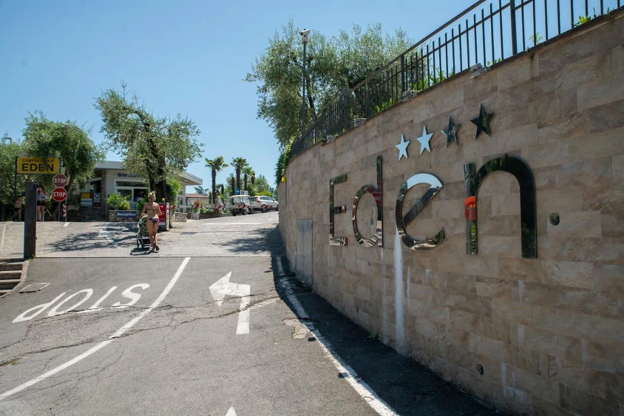 Villaggio Turistico Internazionale Eden San Felice del Benaco Włochy