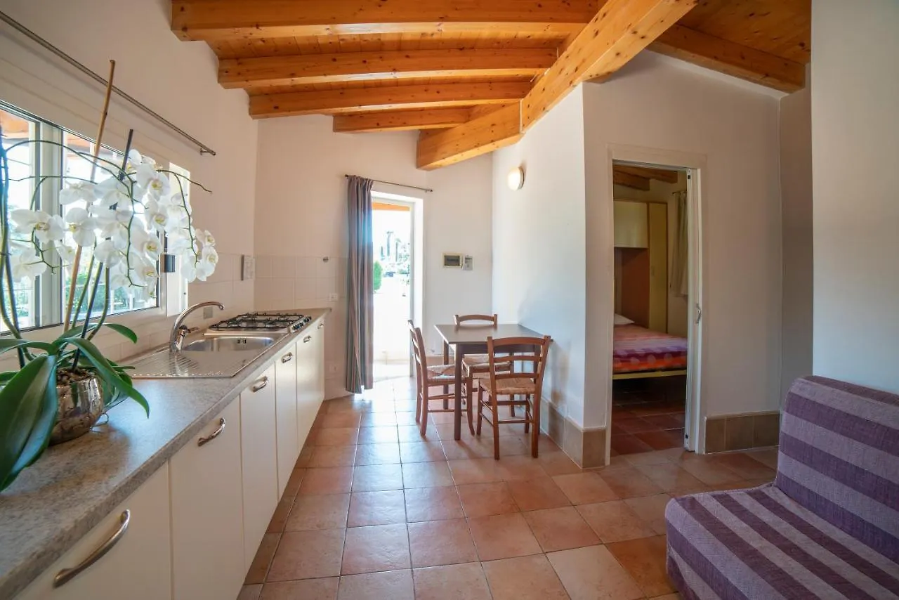 **** Holiday park Villaggio Turistico Internazionale Eden San Felice del Benaco Italy