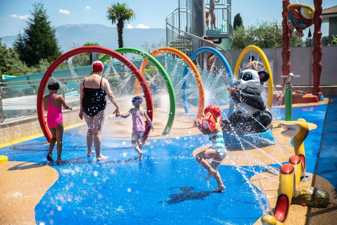 **** Holiday park Villaggio Turistico Internazionale Eden San Felice del Benaco Italy